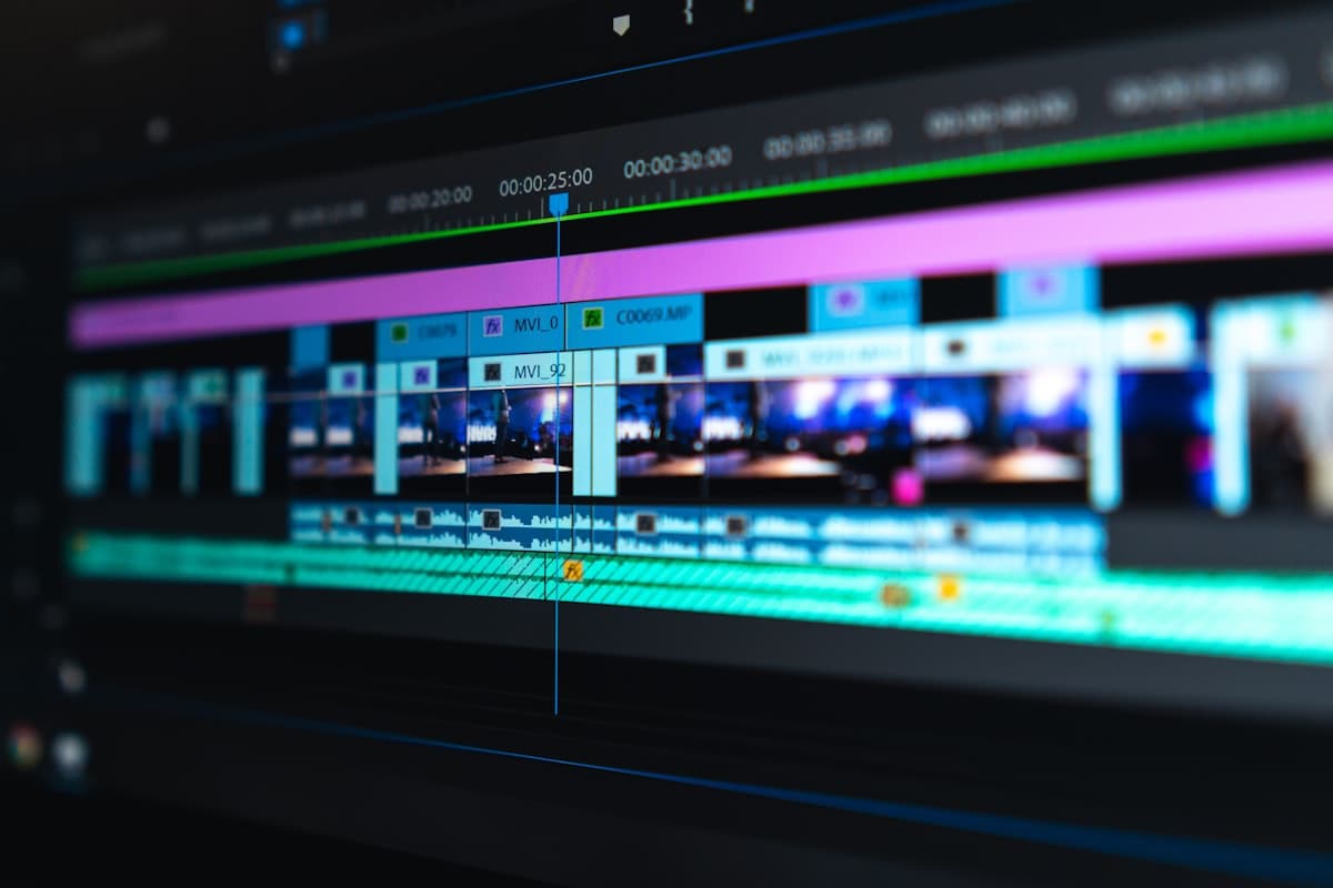 Vyvi Media camera operator on set